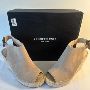 Kenneth Cole Women's Tan Espadrille Sandals